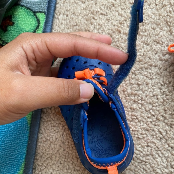 Stride rite phibian sneakers - Picture 3 of 4